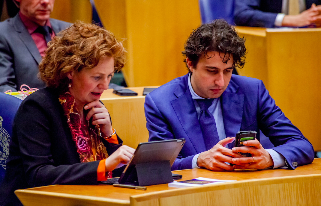 Vandaag geen formatieoverleg; moeder Jesse Klaver met spoed opgenomen